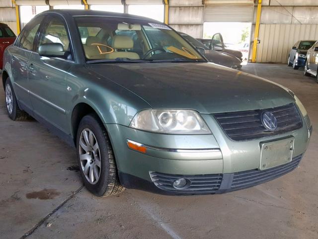 WVWPD63B12P111251 - 2002 VOLKSWAGEN PASSAT GLS GREEN photo 1