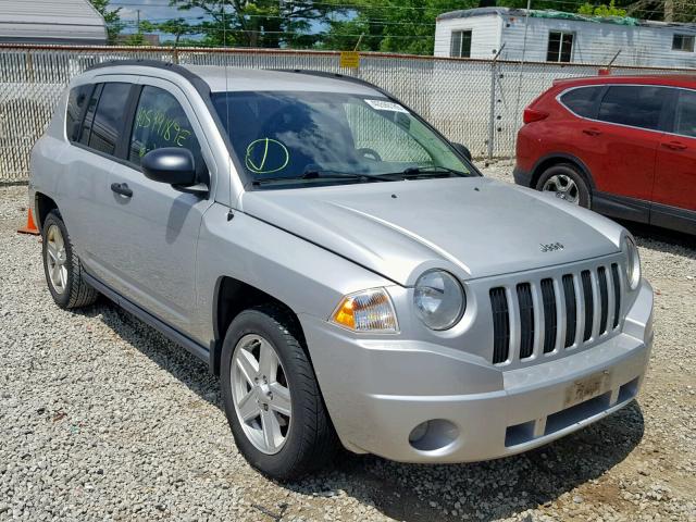 1J8FF47W07D265393 - 2007 JEEP COMPASS SILVER photo 1