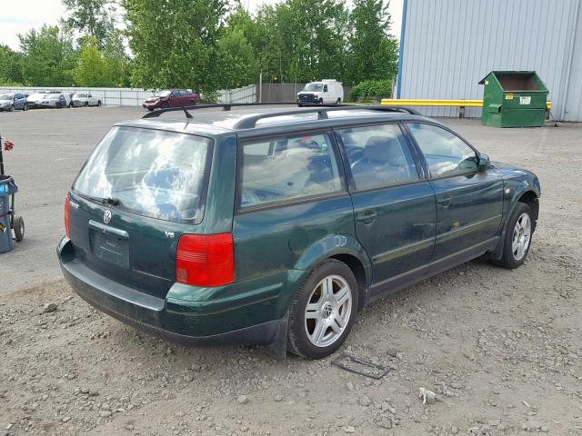 WVWVD23B5YE186779 - 2000 VOLKSWAGEN PASSAT GLX GREEN photo 4