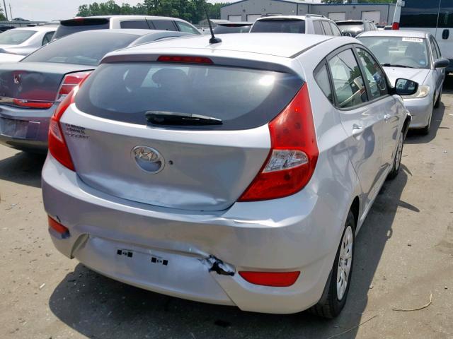 KMHCT5AE4FU217558 - 2015 HYUNDAI ACCENT GS SILVER photo 4