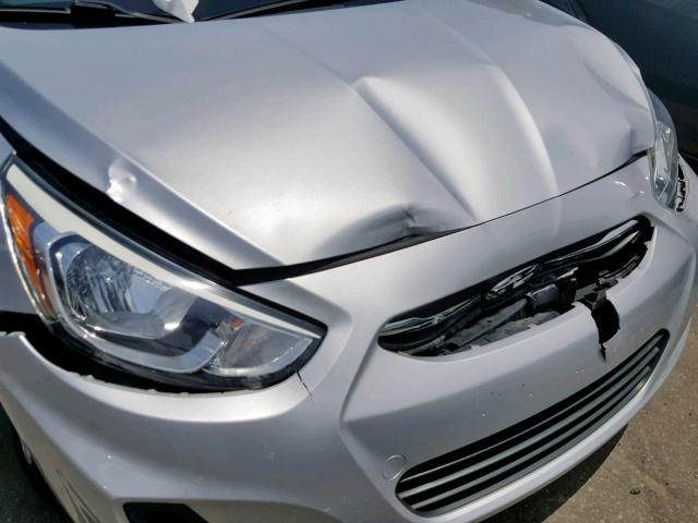 KMHCT5AE4FU217558 - 2015 HYUNDAI ACCENT GS SILVER photo 9