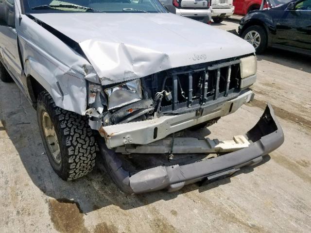 1J4EZ58S6TC153817 - 1996 JEEP GRAND CHER WHITE photo 9