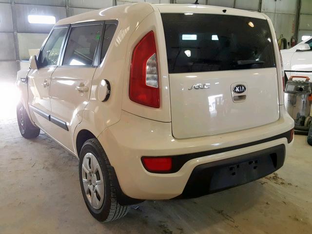 KNDJT2A57D7530545 - 2013 KIA SOUL WHITE photo 3