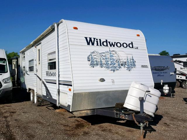 4X4TWDC245R334660 - 2005 WILD TRAILER WHITE photo 1