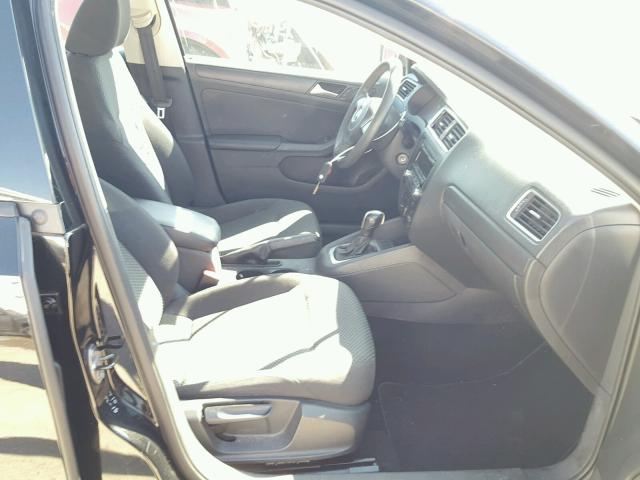 3VW2K7AJ9DM432928 - 2013 VOLKSWAGEN JETTA BASE 黑色 照片 5