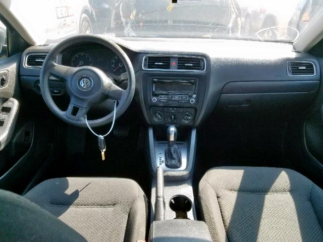 3VW2K7AJ9DM432928 - 2013 VOLKSWAGEN JETTA BASE 黑色 照片 9