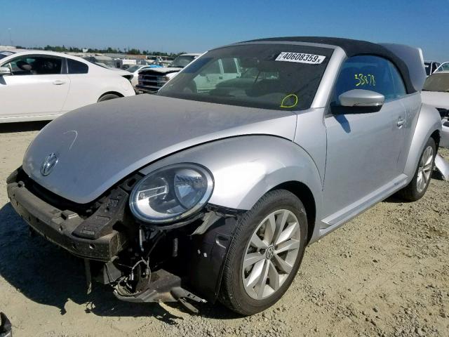 3VW6L7ATXDM831119 - 2013 VOLKSWAGEN BEETLE GRAY photo 2