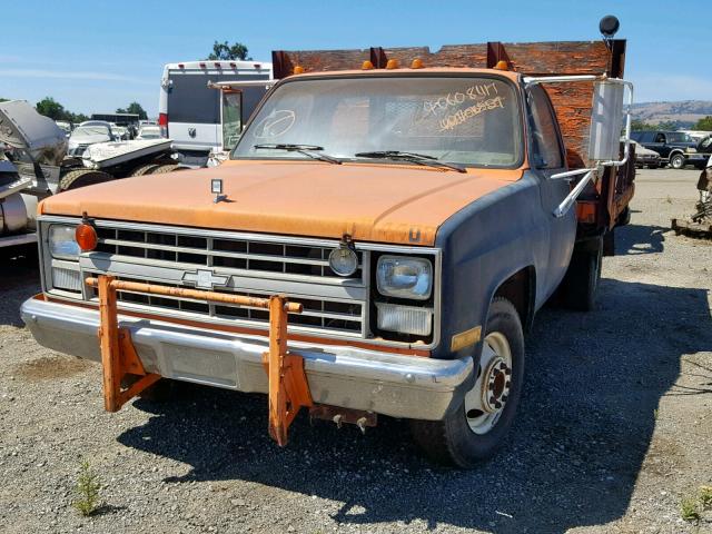 1GBHR34J5JJ131180 - 1988 CHEVROLET R30 ORANGE photo 2