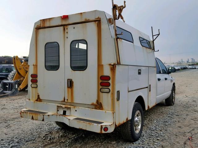 3D2WR28D58G214682 - 2008 DODGE RAM 2500 S თეთრი ფოტო 4
