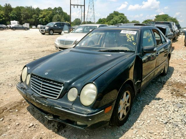 WDBJF65JX1B287505 - 2001 MERCEDES-BENZ E 320 BLACK photo 2