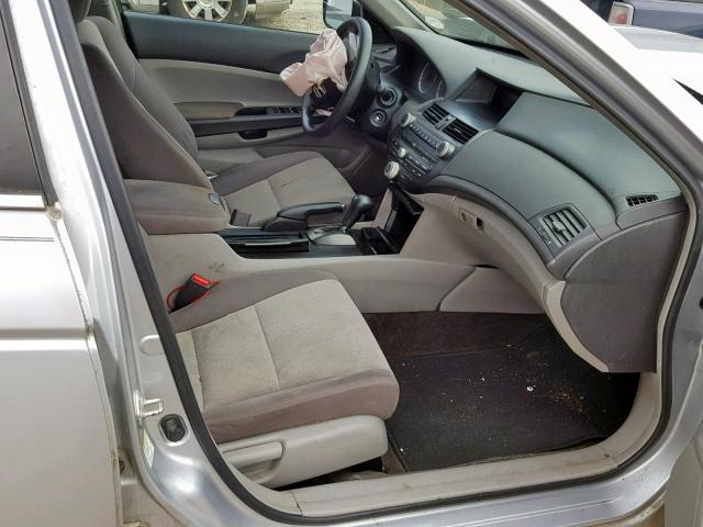 1HGCP26409A022510 - 2009 HONDA ACCORD LXP SILVER photo 5