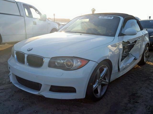 WBAUN93528VF55870 - 2008 BMW 135 I WHITE photo 2