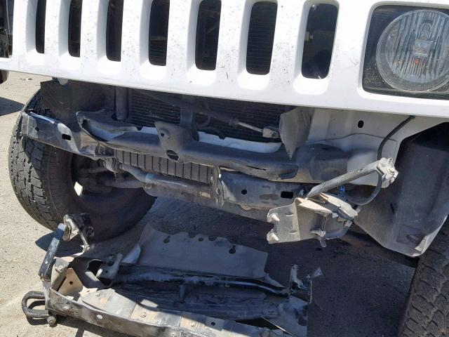 5GTEN13L988144106 - 2008 HUMMER H3 ALPHA WHITE photo 9