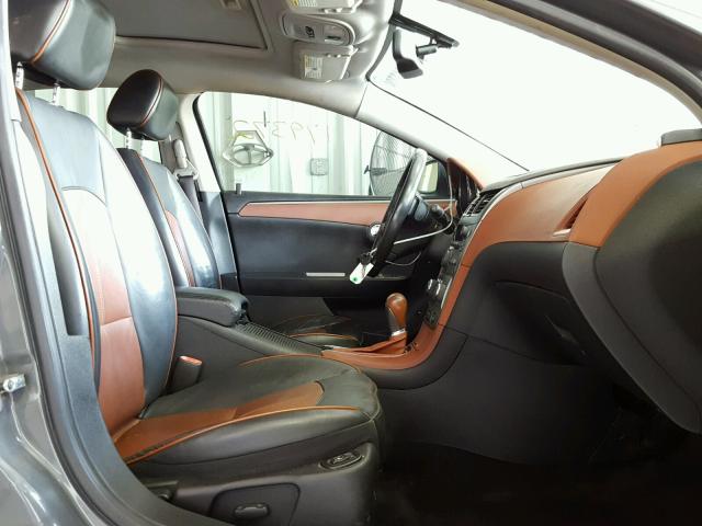 1G1ZK57748F174026 - 2008 CHEVROLET MALIBU LTZ ნაცრისფერი ფოტო 5