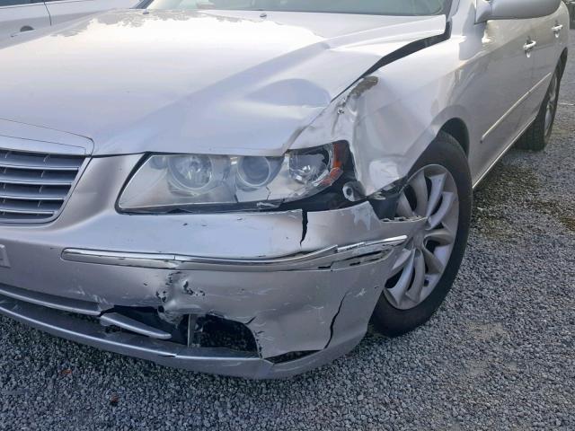 KMHFC46F38A256039 - 2008 HYUNDAI AZERA SE SILVER photo 9