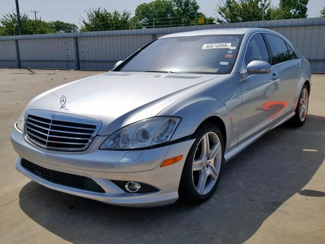 WDDNG71X97A111128 - 2007 MERCEDES-BENZ S 550 SILVER photo 2