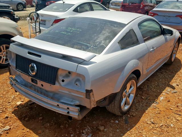 1ZVHT82H475337860 - 2007 FORD MUSTANG GT SILVER photo 4