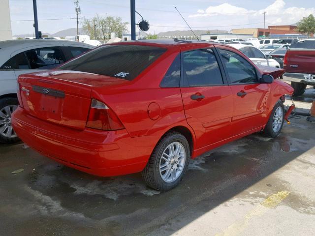 1FAHP34N37W347258 - 2007 FORD FOCUS ZX4 RED photo 4