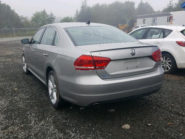 1VWBH7A38DC130872 - 2013 VOLKSWAGEN PASSAT SE SILVER photo 3