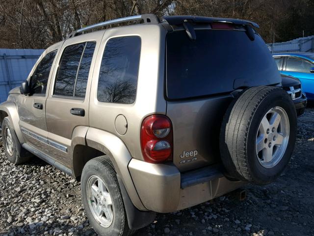 1J4GL58556W146266 - 2006 JEEP LIBERTY LI GOLD photo 3