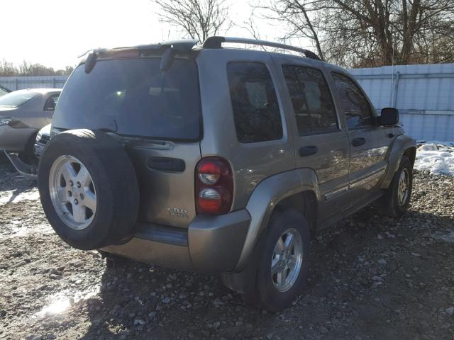 1J4GL58556W146266 - 2006 JEEP LIBERTY LI GOLD photo 4