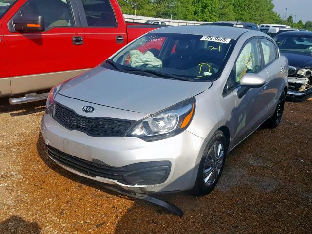 KNADM4A38F6489725 - 2015 KIA RIO LX SILVER photo 2