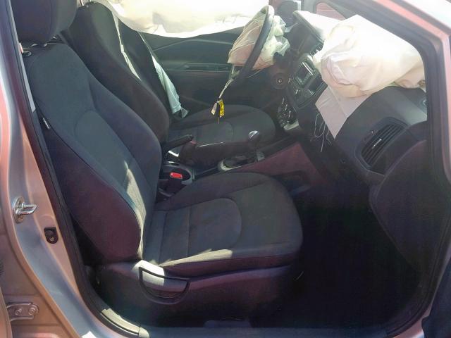 KNADM4A38F6489725 - 2015 KIA RIO LX SILVER photo 5