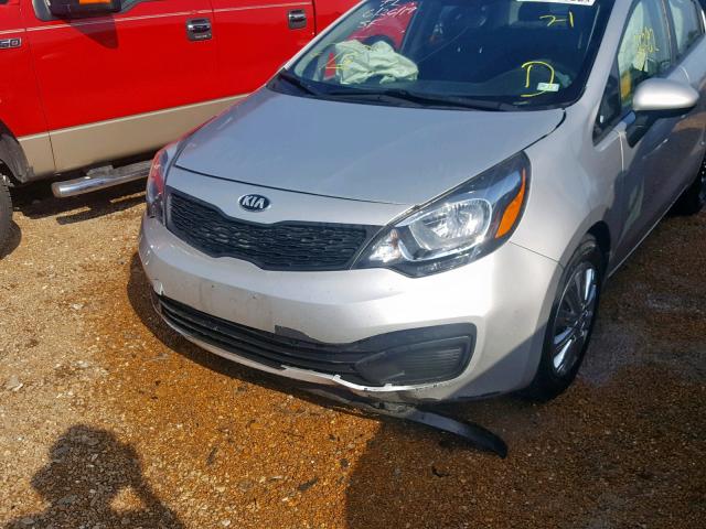 KNADM4A38F6489725 - 2015 KIA RIO LX SILVER photo 9