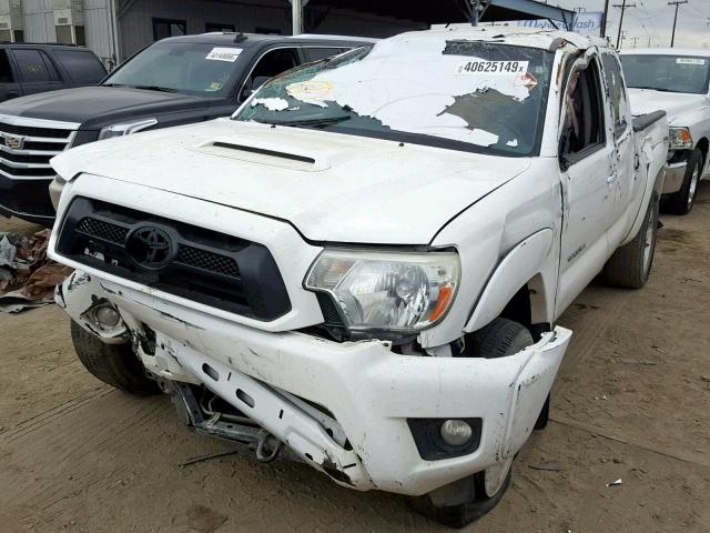 5TFTU4GN1FX070259 - 2015 TOYOTA TACOMA PRE WHITE photo 2