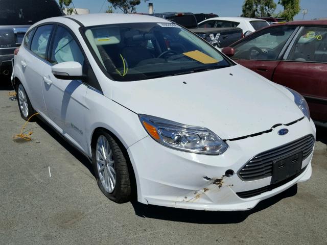 1FADP3R4XHL255386 - 2017 FORD FOCUS BEV WHITE photo 1