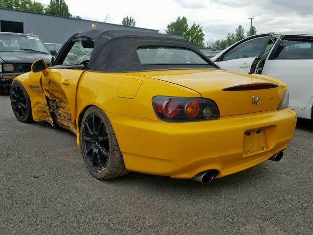 JHMAP21455S002365 - 2005 HONDA S2000 YELLOW photo 3