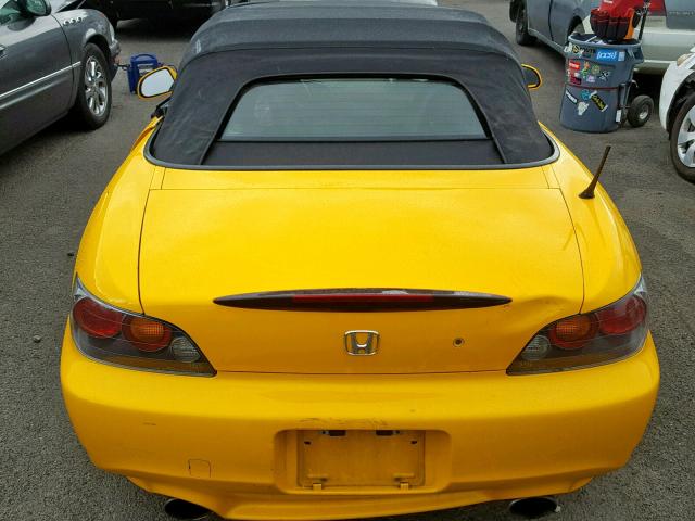 JHMAP21455S002365 - 2005 HONDA S2000 YELLOW photo 6