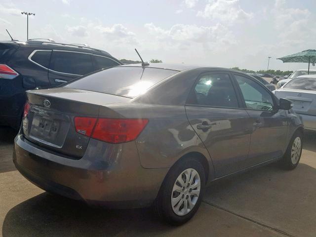 KNAFU4A24A5865478 - 2010 KIA FORTE EX GRAY photo 4