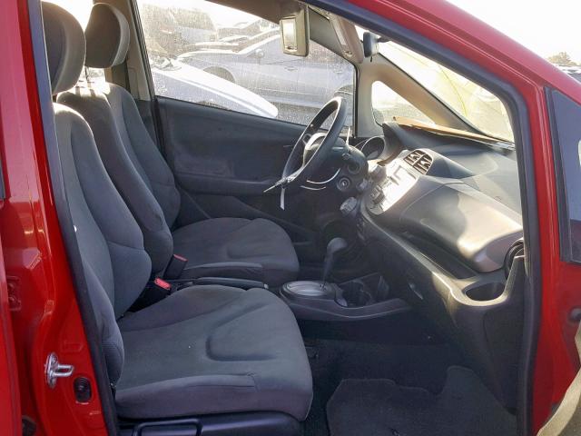 JHMGE8H34DC054191 - 2013 HONDA FIT RED photo 5