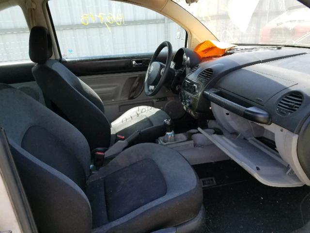 3VWBB61C2WM039688 - 1998 VOLKSWAGEN NEW BEETLE თეთრი ფოტო 5