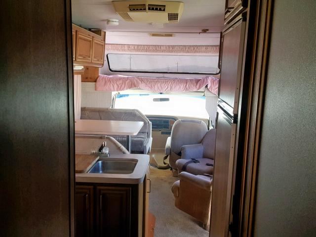 1FDKE30G1LHB11912 - 1990 FORD MOTORHOME BEIGE photo 9