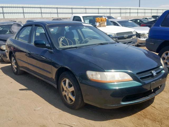 1HGCG5675YA110334 - 2000 HONDA ACCORD GREEN photo 1