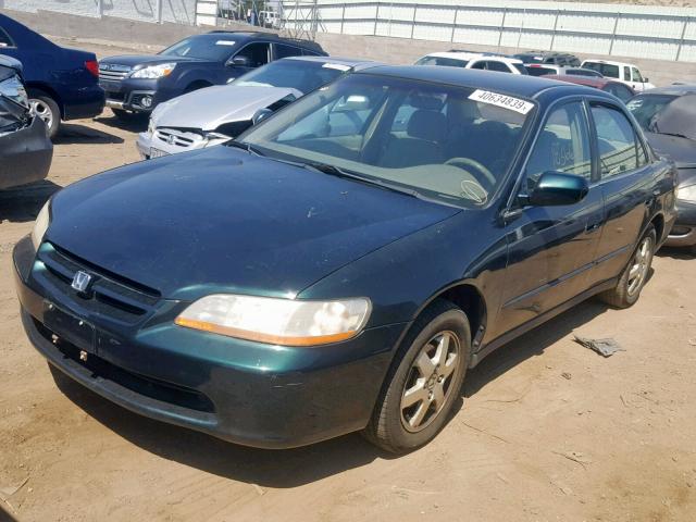 1HGCG5675YA110334 - 2000 HONDA ACCORD GREEN photo 2