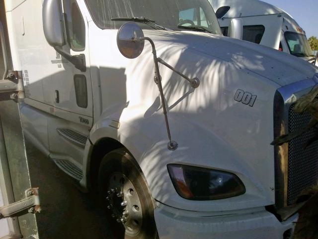 1XKFD49XXDJ348611 - 2013 KENWORTH CONSTRUCTI WHITE photo 1