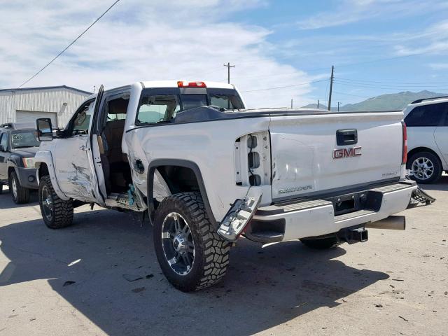 1GT42WEY7KF138518 - 2019 GMC SIERRA K35 WHITE photo 3