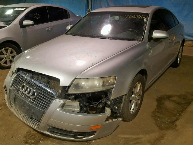 WAUDG74F15N091114 - 2005 AUDI A6 3.2 QUA SILVER photo 2