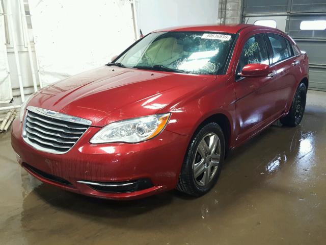 1C3CCBAB6CN320354 - 2012 CHRYSLER 200 LX RED photo 2