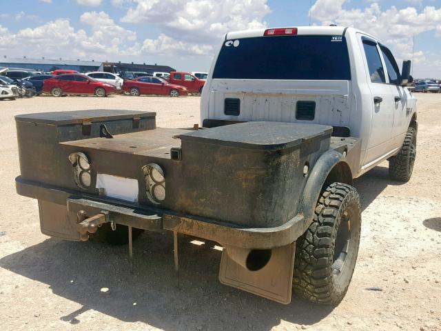 3D73Y4CL6BG576800 - 2011 DODGE RAM 3500 WHITE photo 4