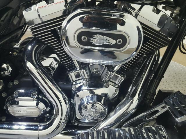 1HD1KEM13BB664054 - 2011 HARLEY-DAVIDSON FLHTK BLACK photo 12