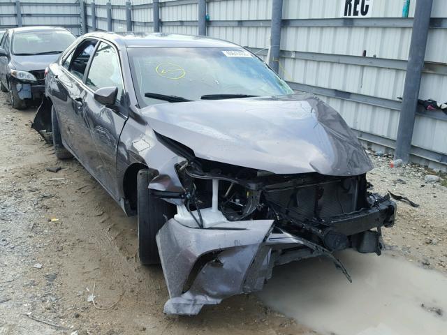 4T1BF1FK5FU029724 - 2015 TOYOTA CAMRY LE GRAY photo 1