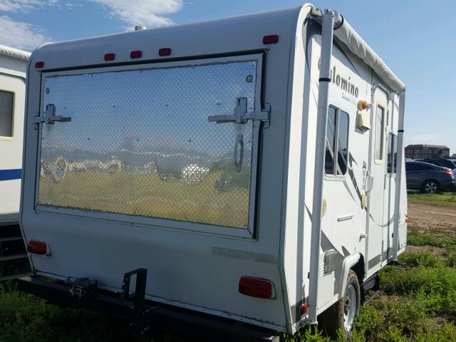 4X4TPA710AN011768 - 2010 PALO STAMPEDE WHITE photo 4