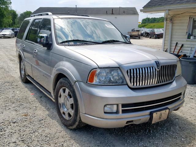 5LMFU28596LJ11849 - 2006 LINCOLN NAVIGATOR SILVER photo 1