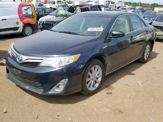 4T1BD1FK0DU081457 - 2013 TOYOTA CAMRY HYBR BLACK photo 2