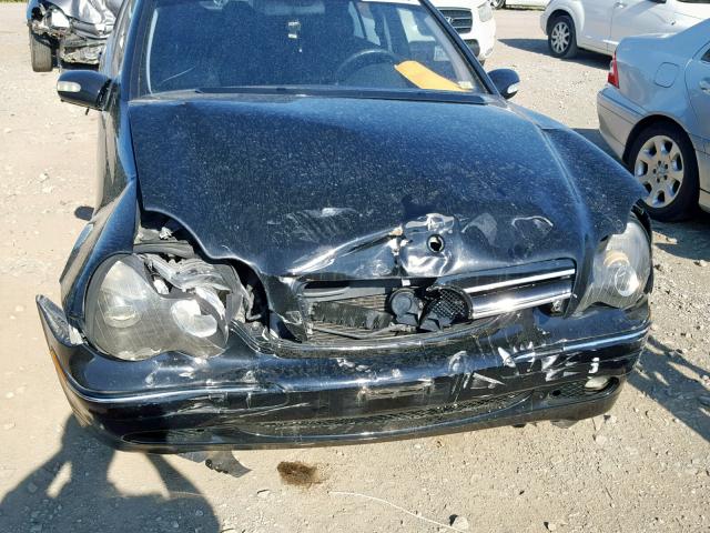 WDBRF61J63F310024 - 2003 MERCEDES-BENZ C 240 BLACK photo 9