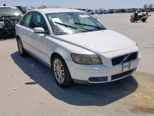 YV1MS382852049150 - 2005 VOLVO S40 2.4I WHITE photo 1